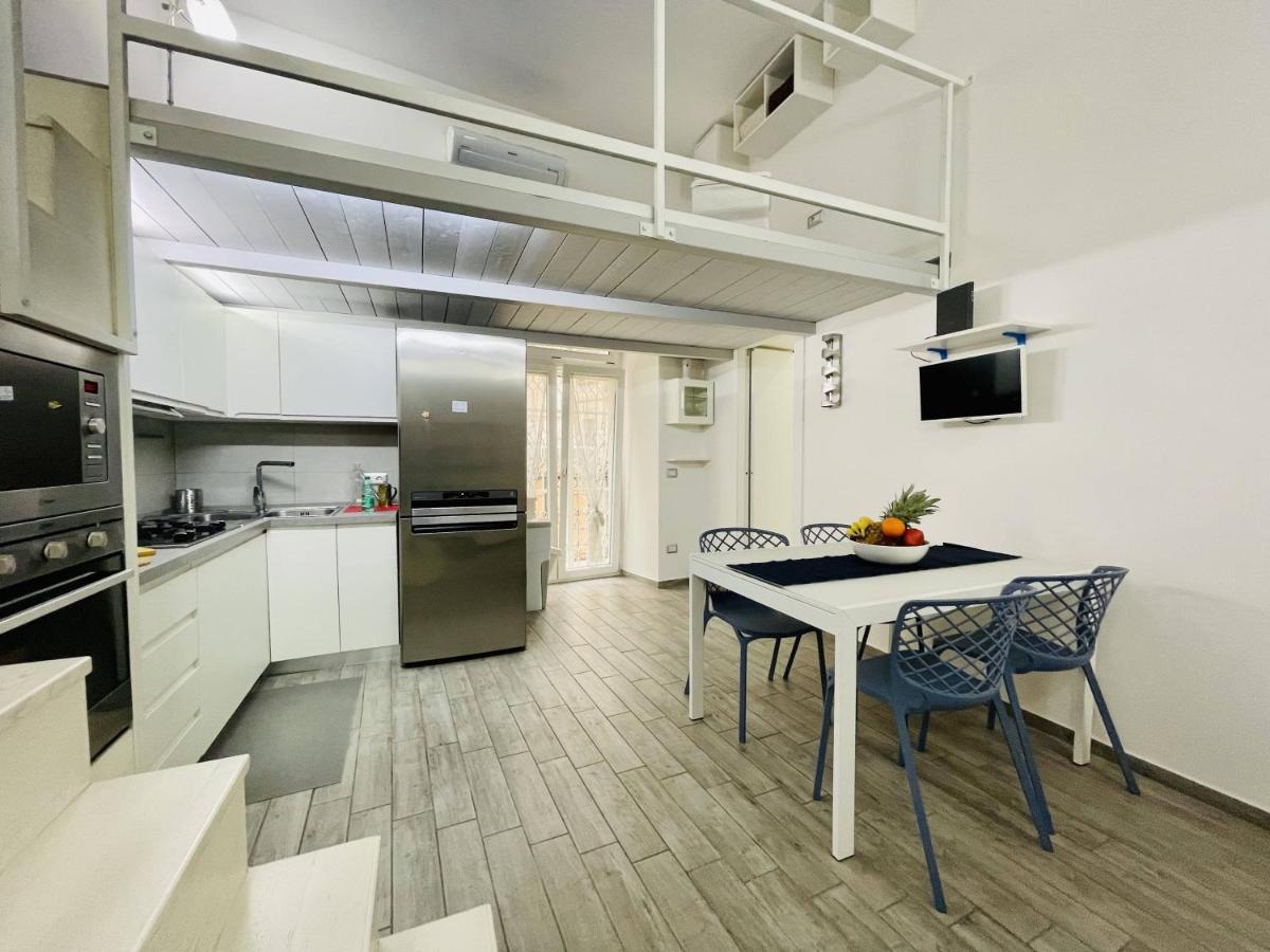 Casa Duomo Apartment Наполи Екстериор снимка