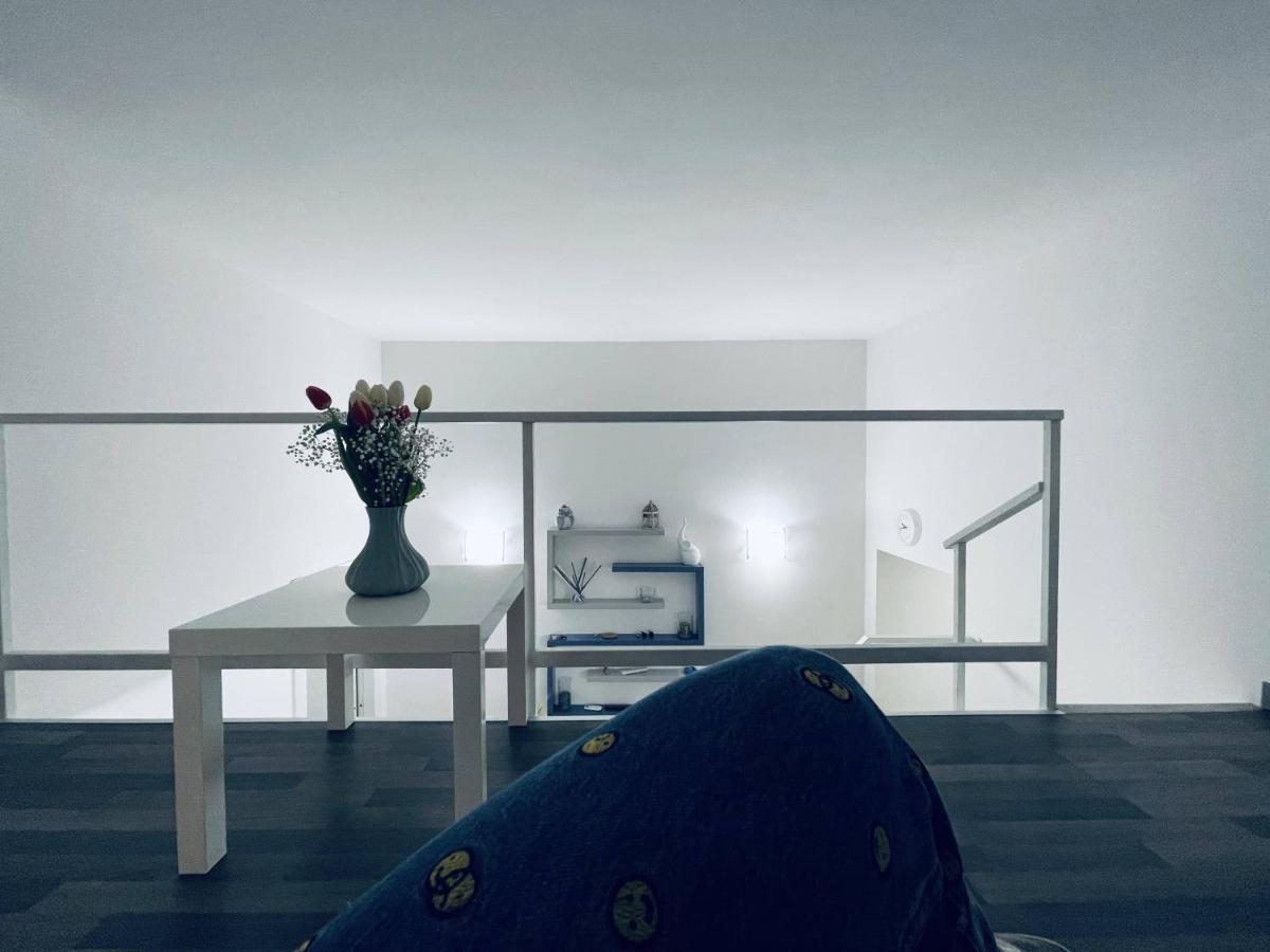 Casa Duomo Apartment Наполи Екстериор снимка