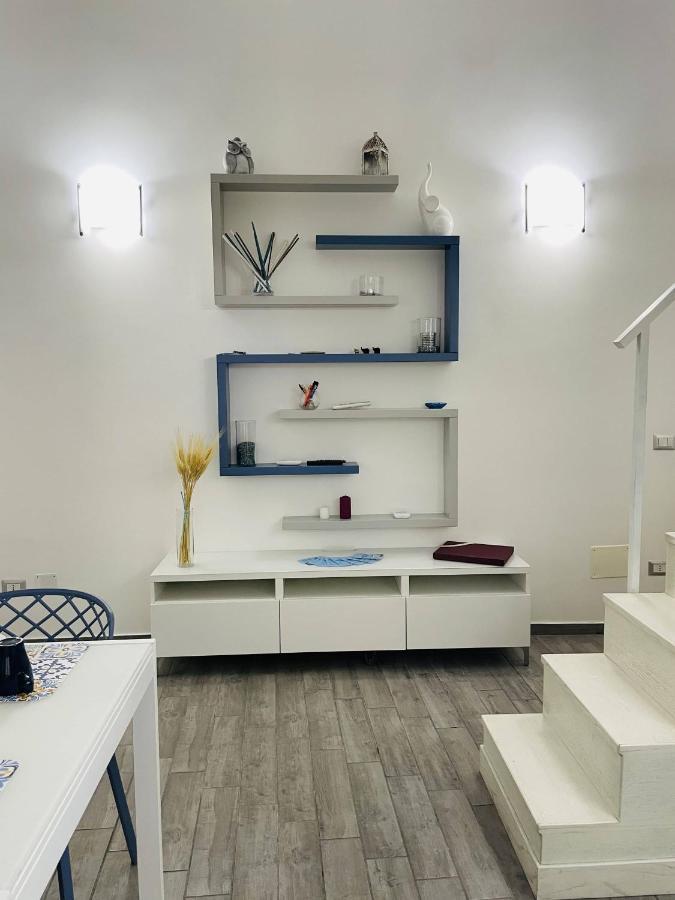 Casa Duomo Apartment Наполи Екстериор снимка