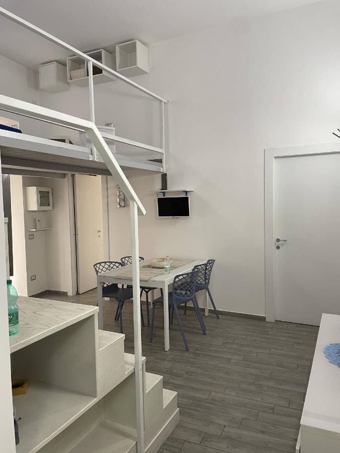 Casa Duomo Apartment Наполи Екстериор снимка